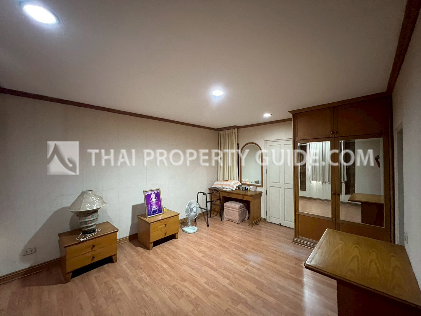 Townhouse in Sukhumvit 
